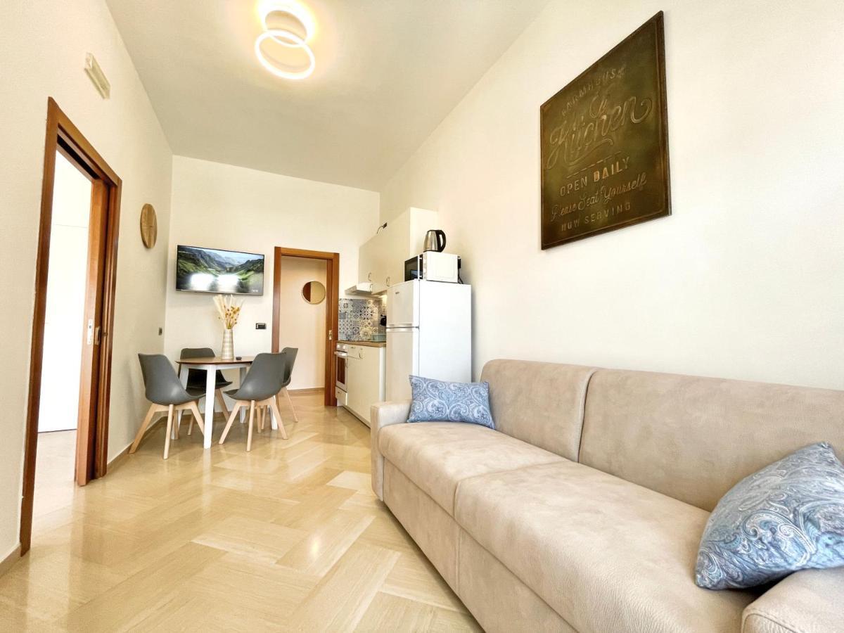 Trani Suite - Moro 10 Exterior photo
