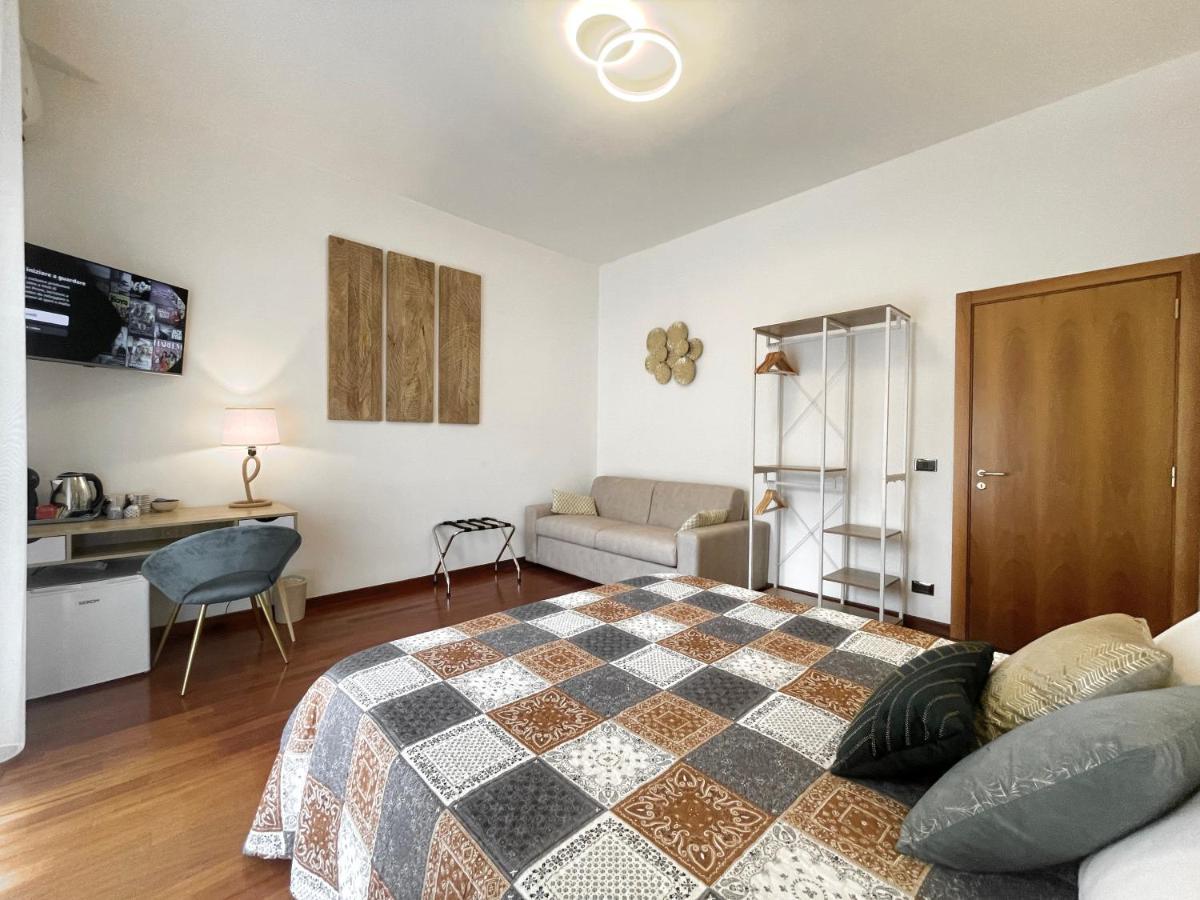 Trani Suite - Moro 10 Exterior photo