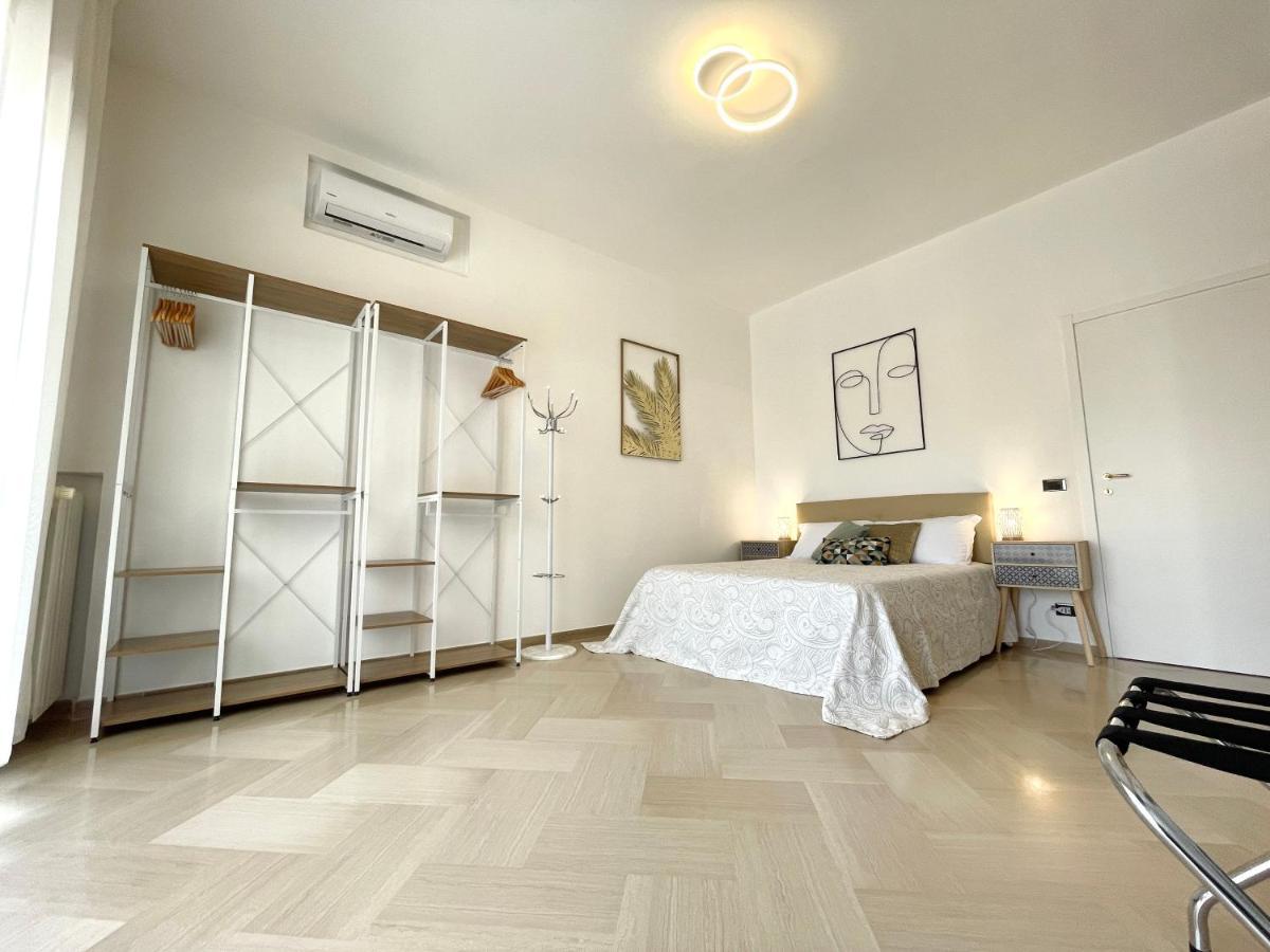 Trani Suite - Moro 10 Exterior photo